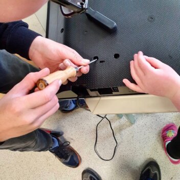 Ostergeschenke - und nebenbei eine Handarbeitstechnik lernen Technikinteresse wecken – kleine Forscher ergründen einen TV 2signal-2021-04-08-144447_010