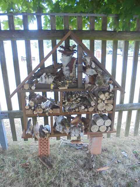 Selbst gebaut macht stolz. Nun kann eingezogen werden. DSC01206