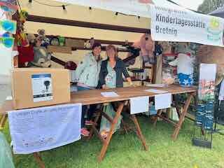 Mütter mit vielen Gewinnen aus dem Tombolatopf Importe - 12 von 12