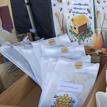 Projektmonat wasser - kleine Naturwissenschaftler unterwegs Bienenwachs-Einwickeltücher B_Bienenwachstücher2