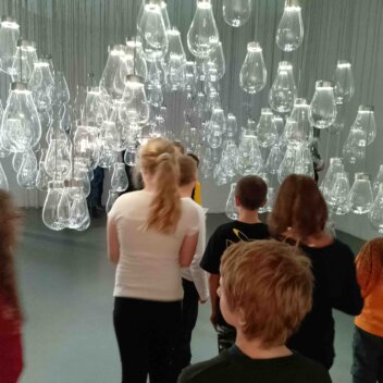 Ostergeschenke - und nebenbei eine Handarbeitstechnik lernen Kinderbiennale im Japanischen Palais Bien2