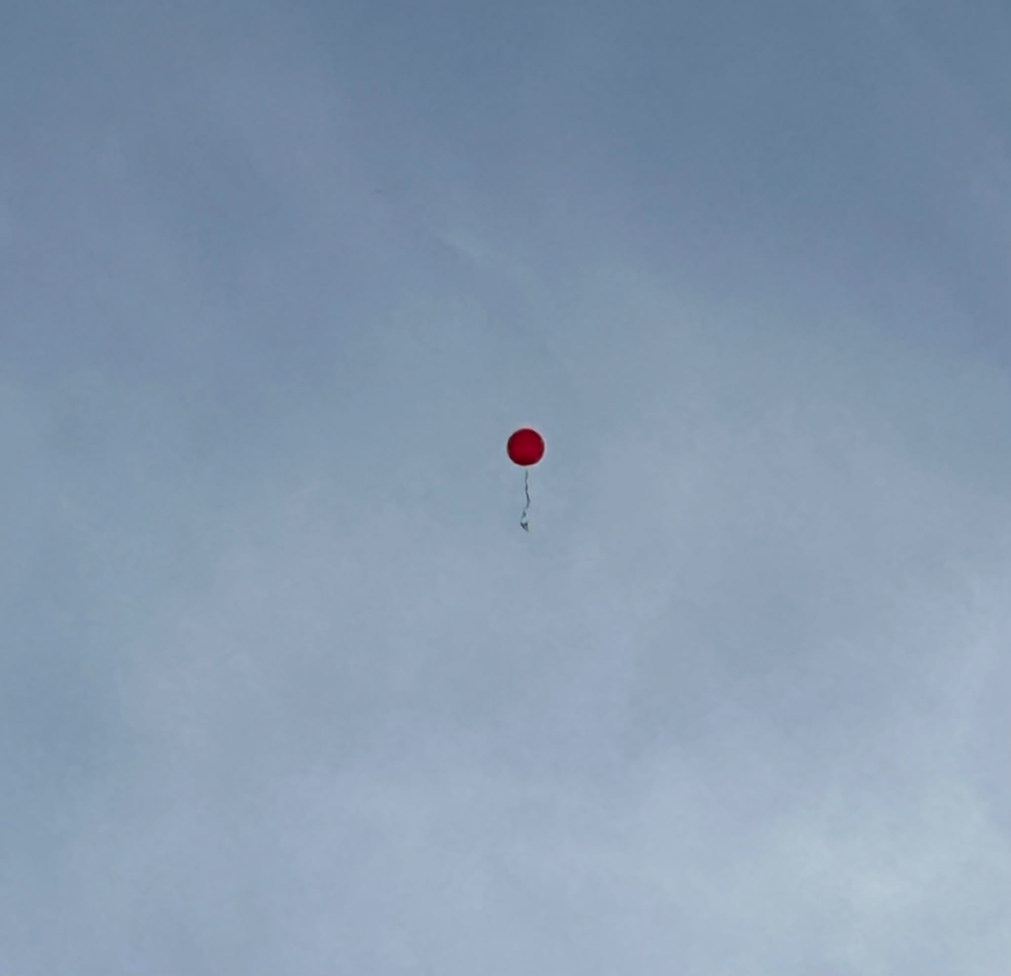 da fliegt er in den Himmel - mit unseren guten Wünschen für die nächsten 70 Jahre da fliegt er in den Himmel - mit unseren guten Wünschen für die nächsten 70 Jahre