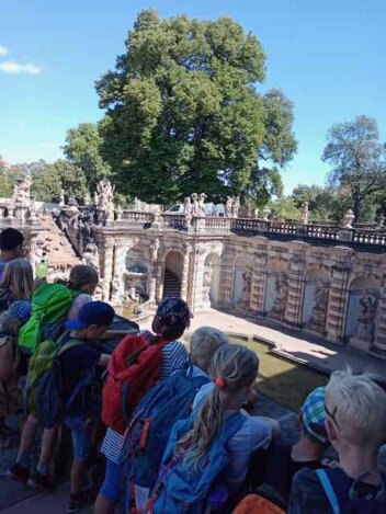Formen – Mathematik ist spannend! Historie und Kultur - Schnitzeljagd für helle Köpfe in Dresden Formen – Mathematik ist spannend! Historie und Kultur - Schnitzeljagd für helle Köpfe in Dresden