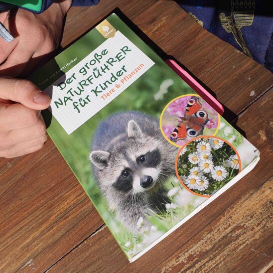 dabei hilft uns das buch - aber es gibt auch spannende Apps, die Mama, Papa oder die Großeltern auf das Handy laden können dabei hilft uns das buch - aber es gibt auch spannende Apps, die Mama, Papa oder die Großeltern auf das Handy laden können